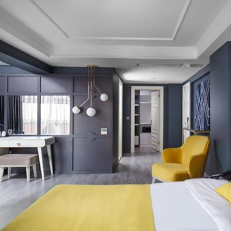 B Loft 3*