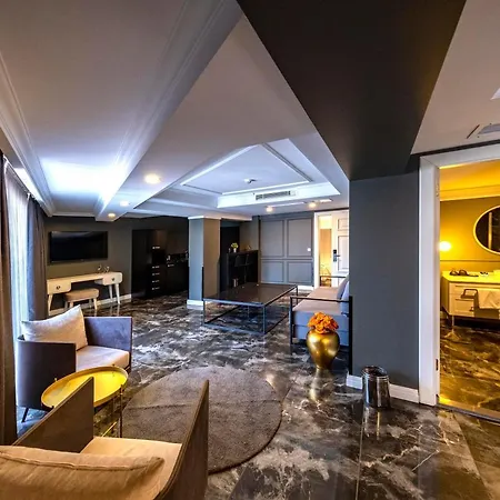 B Loft Hotel