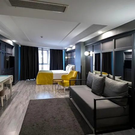 B Loft Hotel