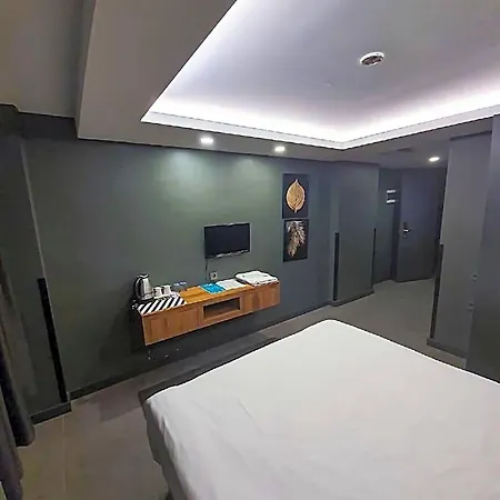 B Loft
